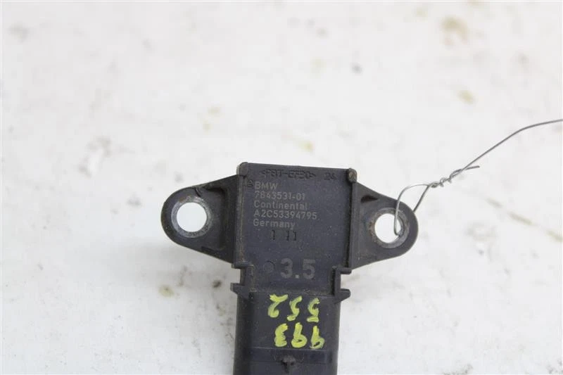 Used Fuel Injection Air Flow Meter fits: 2012 Bmw 528I Grade A Foto 2 de 4