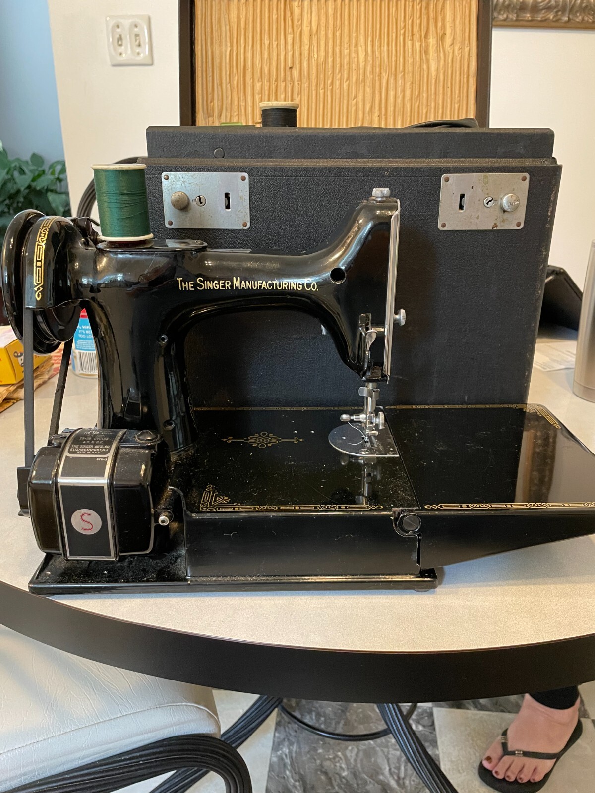 Vintage Singer Portable Electric Sewing Machine Model 2211 eBay