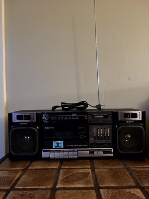 Vintage 1980s Sony CFS-1000 Boombox Cassette AM/FM Stereo w/ Cord