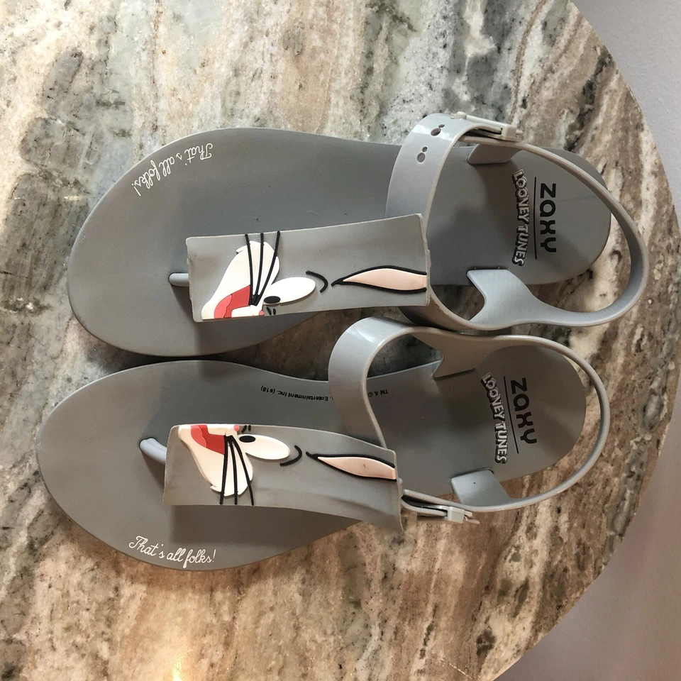 ZAXY Looney Tunes Thong 17762 Made IN Brazil Bugs Bunny Gray Sandals -H1 - Image 3 of 4