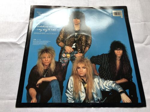 Britny Fox - 12" Single - Standing In The Shadows - CBS 655499 8 - 1989 - Picture 3 of 8
