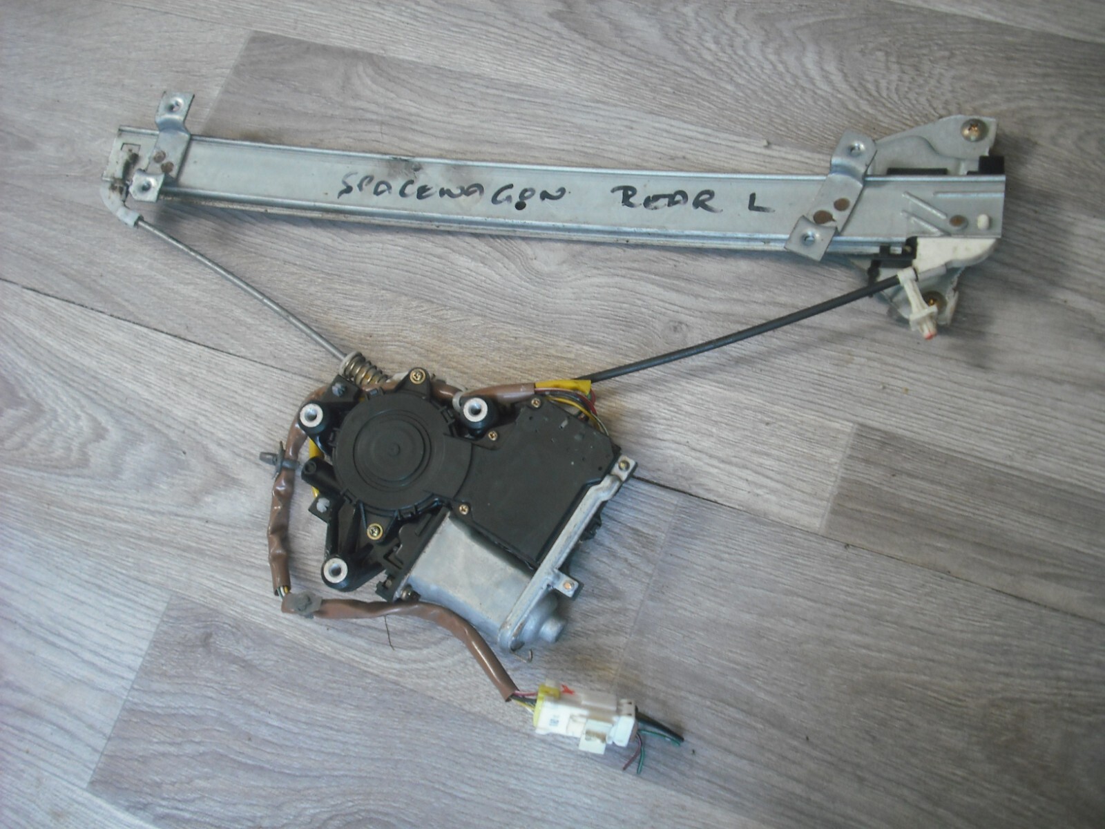 Picture 1 of 4