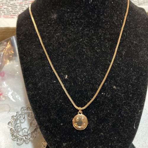 Collana faccina sorridente sorriso oro charm emoji gioielli felici ispirazione - Foto 2 di 3