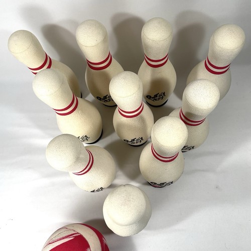 Pottery Barn Kids Foam Bowling Set w/ball & Clear Plastic Carry Case Out To Play - Picture 4 of 13