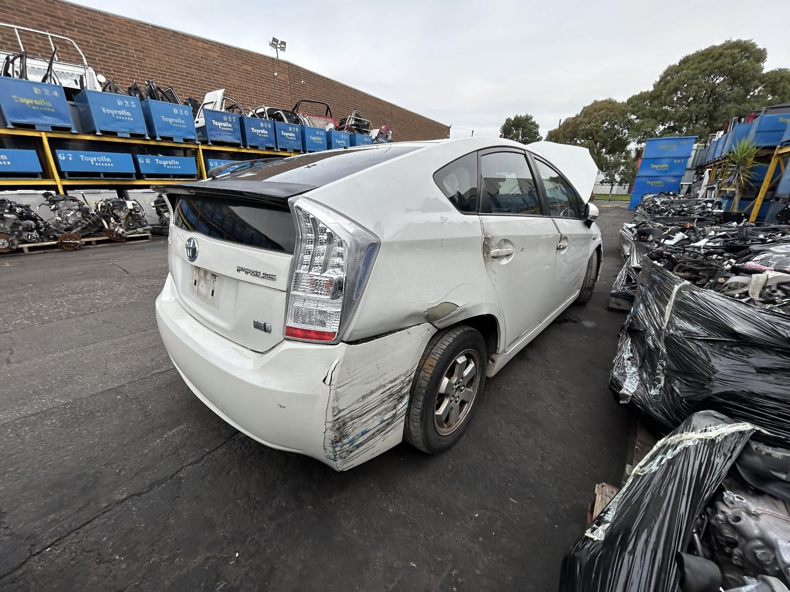 Toyota Prius Left Front Caliper ZVW30 07/200912/2015 - thumbnail 10