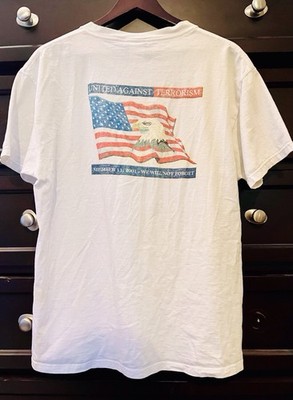 2001 United Against Terrorism T-Shirt Large Eagle Flag 9/11 We Will Not Forget