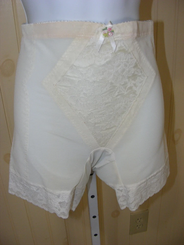 FAJA PIERNA CORTA AÑOS 60 CAROL BRENT PEQUEÑA SOPORTE COMPLETO ENCAJE PIERNA MEDIAS LIGAS Foto 3 de 4