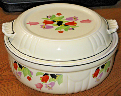 HALL'S CROCUS RADIANCE PATTERN VINTAGE KITCHENWARE COVERED BAKING DISH WITH LID
