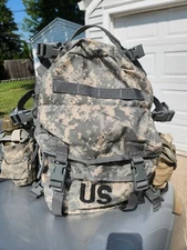 3 Day Pack US Army Molle II ACU W/ 1 Qt Canteen, Two Pouches & Stiffener