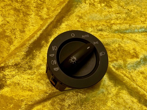 AUDI A6 / 4F Lichtschalter mit AUTO Schaltung 4F1941531D Original