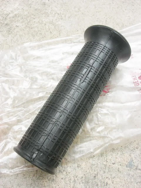 Empuñadura de acelerador Kawasaki B8 B8S B8M B8T goma derecha nos Foto 3 de 3