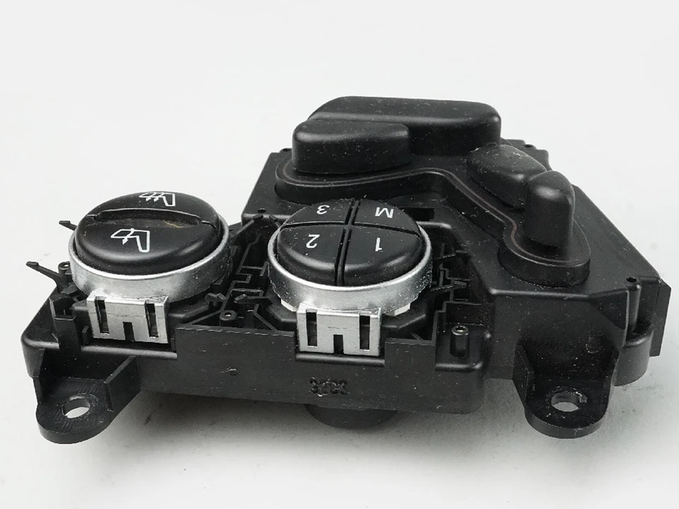 2003 - 2008 Mercedes Benz Sl Class R230 Seat Control Switch Button Lh Oem - Image 2 of 4
