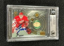 Chris Osgood Signed 2000/01 Paramount Game Used Stick Card #10 Beckett Certified