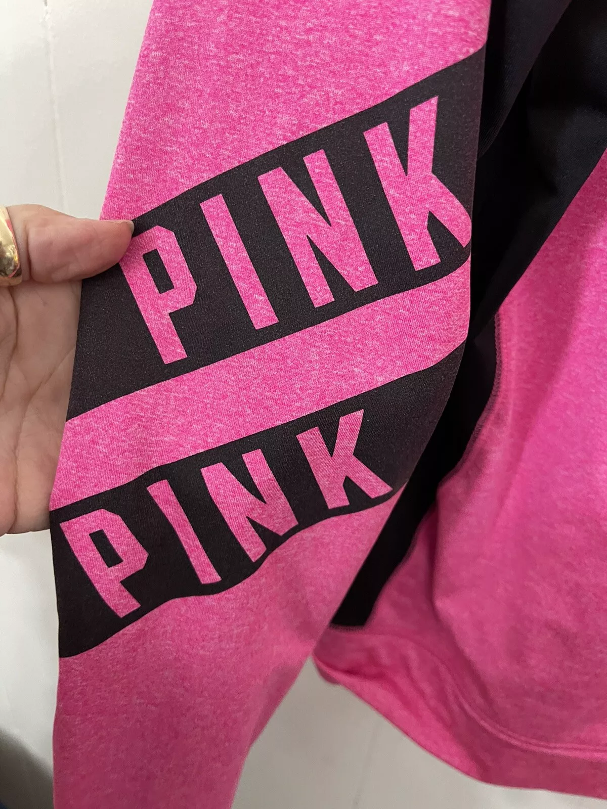 victoria-secret-vs ultimate half zip hot euc 