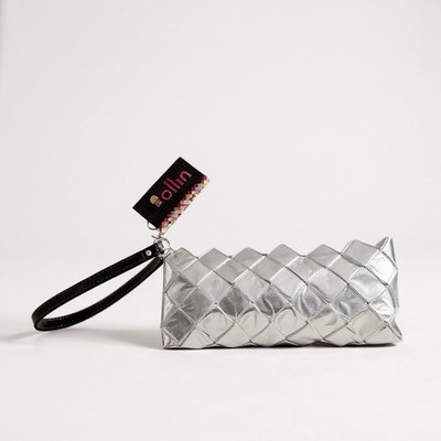 Nahui Ollin Candy Wrapper Bag Silver Clutch Wristlet Small Zippy Bag R$100