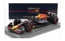 Spark-Model S8910 Red Bull - F1 RB19 Team Oracle Red Bull Racing N 1 World Champ