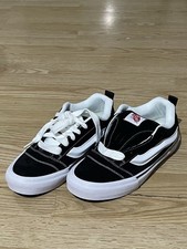 Zapatillas Vans Old Skool negras/blancas