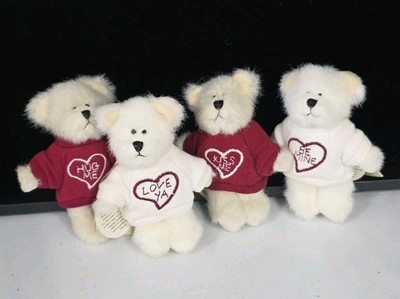 Boyds Bears Mini Message Lot Valentine s Day HUG ME KISS ME LOVE YA BE MINE New