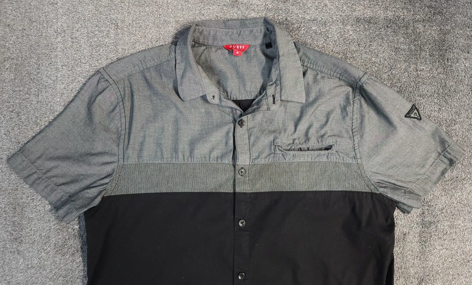 GUESS Shirt Boys Gray/Black Button Up Short Sleeve Two Tone Casual Sz. M - Image 3 of 4