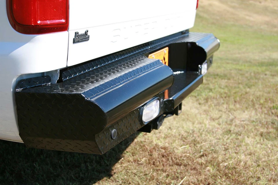 Parachoques traseros Fab Fours de acero negro para Ford F-250 F350 Super Duty 05-16 Foto 2 de 3