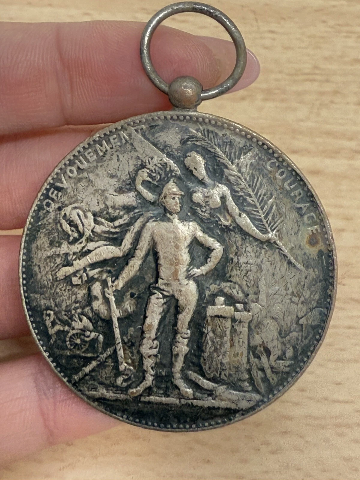 Médaille Concours De Manœuvre De Pompes À Incendie Brionne 3 Juin 1895 En Bronze