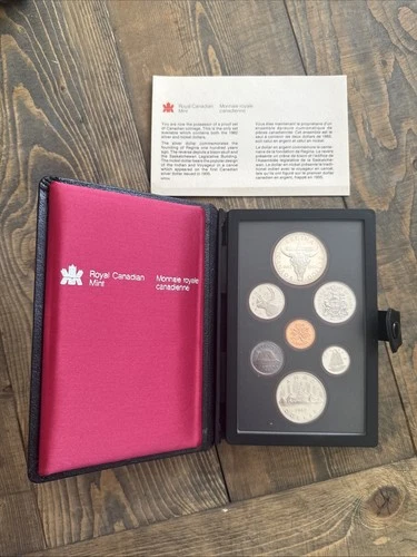 1982 Royal Canadian Mint 7 Coin Proof Set ~ 50% Silver Dollar Bison Regina