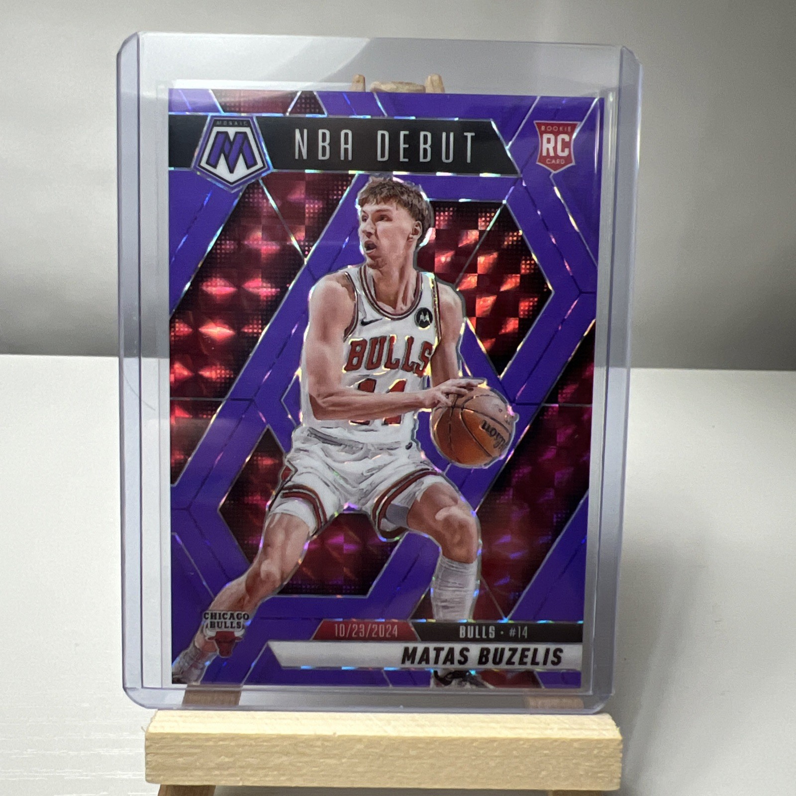 2024 Mosaic NBA Debut Fluorescent Purple Prizm Matas Buzelis #257 Bulls /249 H