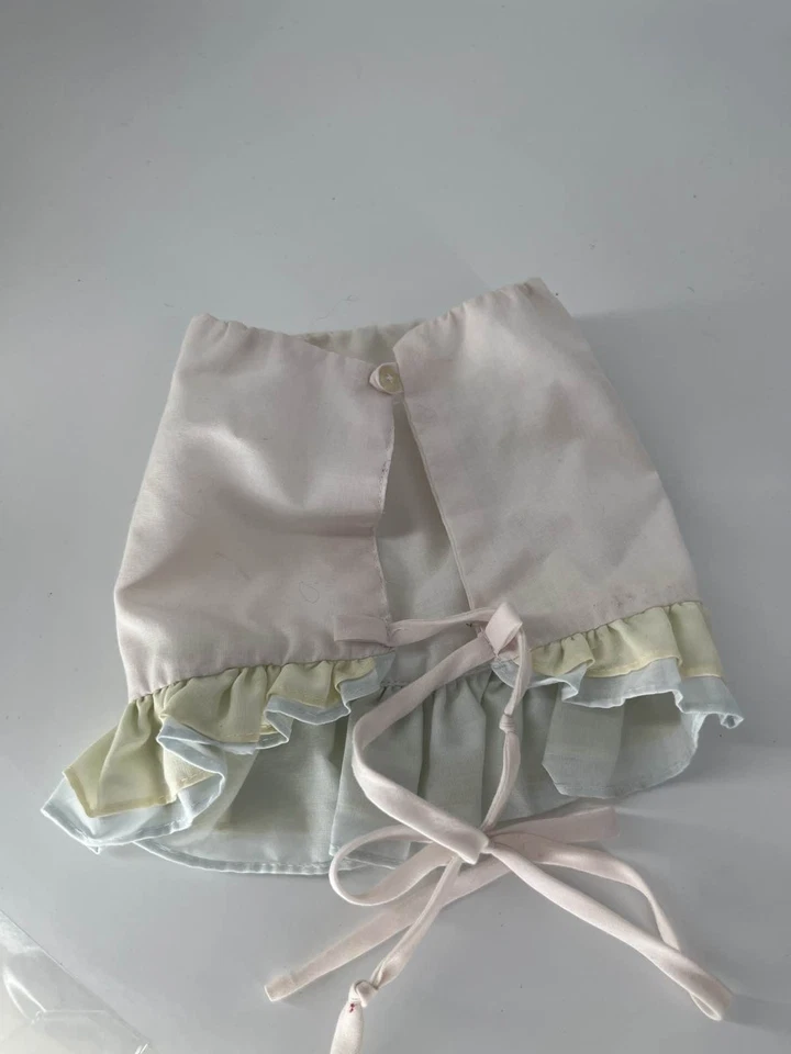 Girl Bonnet Pink Embroidered Flower Ruffle Lace Ribbon Tie Hat - Image 3 of 3