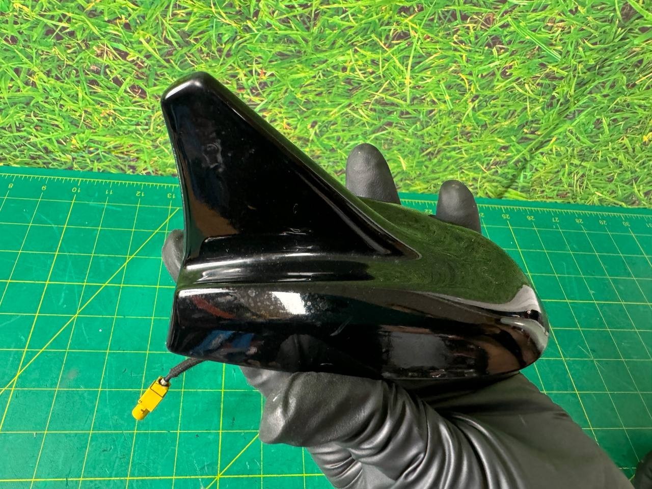 2014-2017 maserati ghibli shark fin roof top antenna antena  black 670026005 OEM