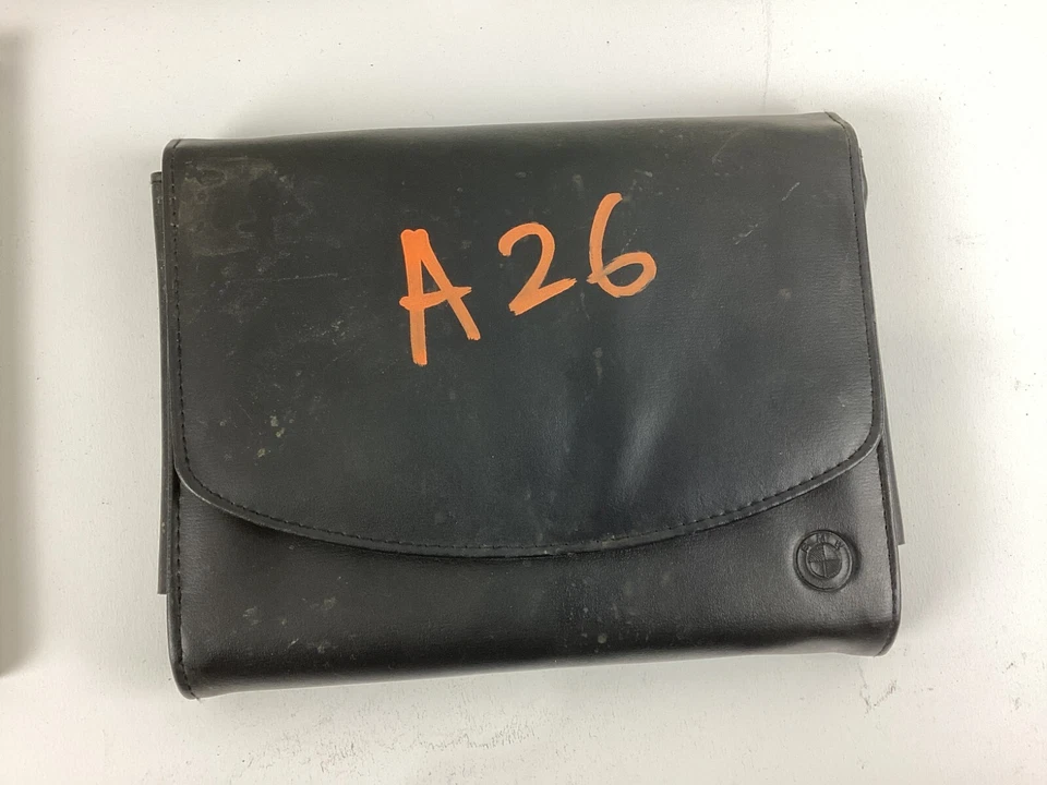 2012 - 2015 宝马 320i F30 xDrive 轿车车车主手册原始设备制造商。 — 第 4/4 张图片