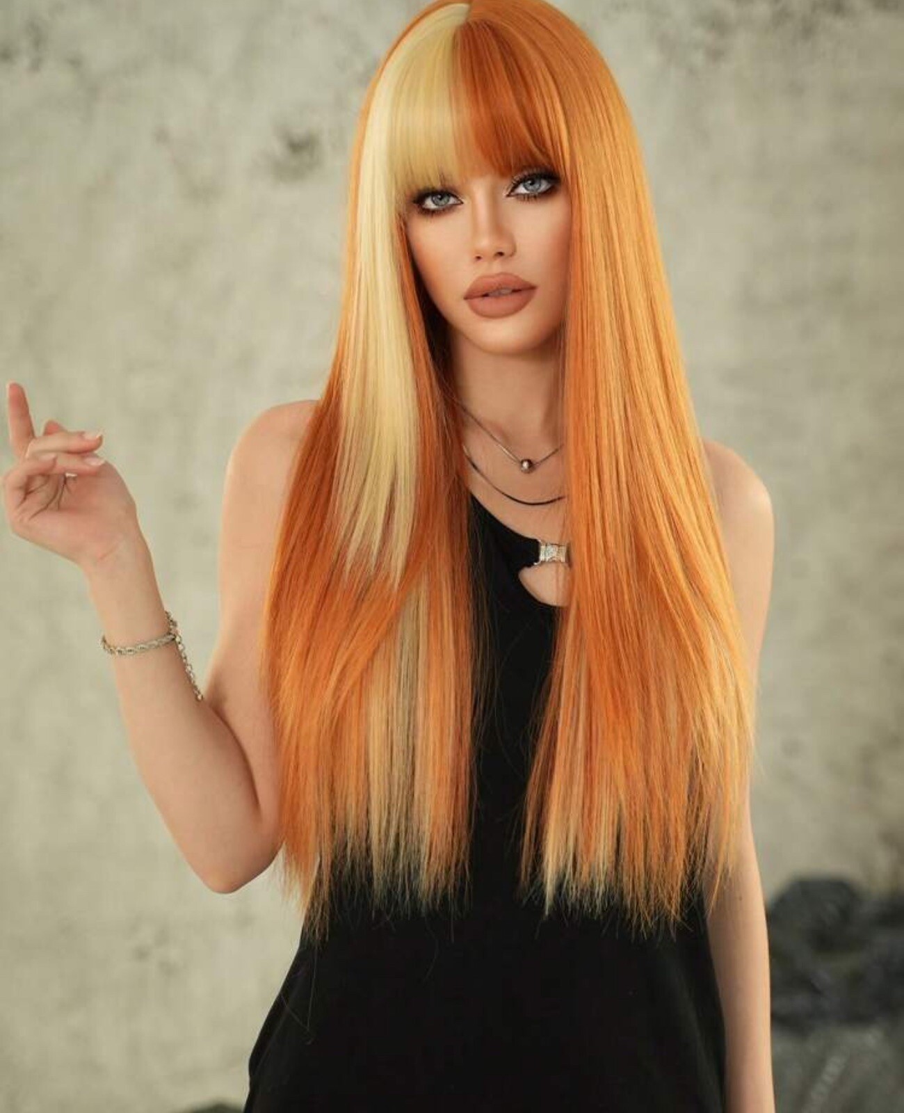 Perruque rousse orange et blonde longue lisse pour changer de tête sans coloration