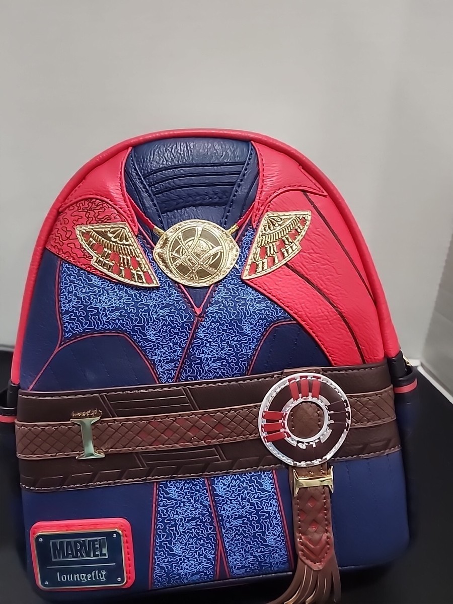 2022 Disney Parks Marvel Doctor Strange Multiverse Cosplay  display picture 1