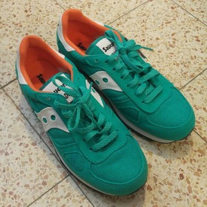 saucony shadow green