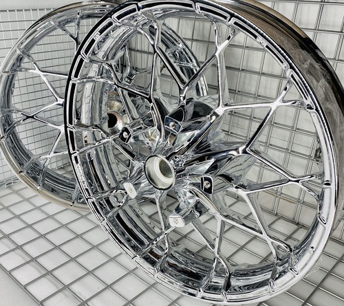 HARLEY PRODIGY WHEELS CHROME 2023 ROAD GLIDE MAG STREET GLIDE TOURING OUTRIGHT - Bild 2 von 12