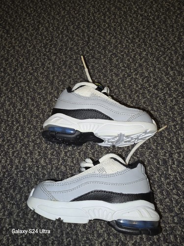 Nike Little Max Airmax 95 ,white-gray, Size 5C - Picture 3 of 6