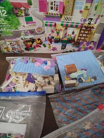 Lego Friends: Set 41108 Heartlake Food Market - Retired