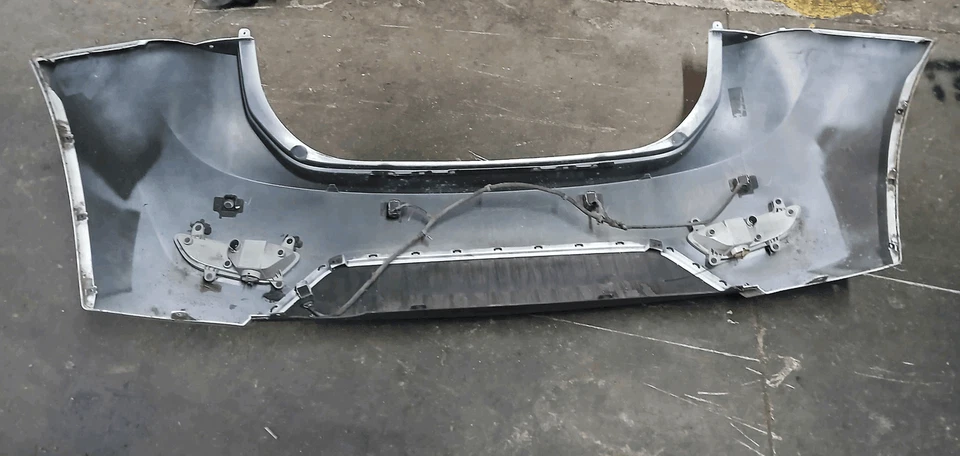 866111K000 Paraurti post.  HYUNDAI ix20 1.4 (66Kw) Mnv 5p/b/1396cc - Immagine 4 di 4