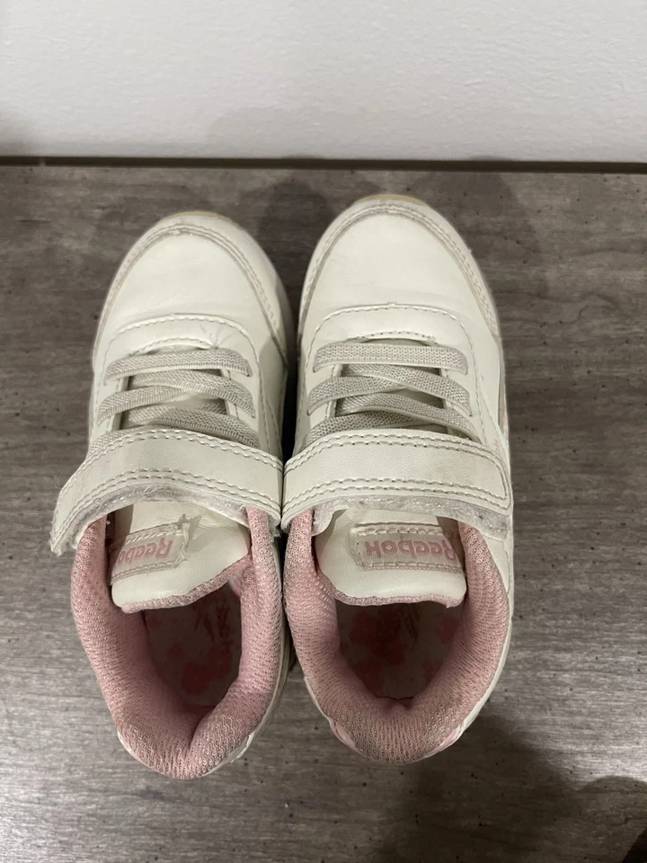 Zapatillas Reebok para niñas pequeñas talla 7 Foto 4 de 4