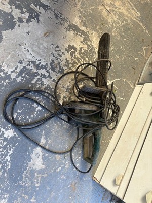 Elektro Kettensäge funktioniert fein Kette muss geschärft oder ersetzt werden Ersatzteile Reparatur