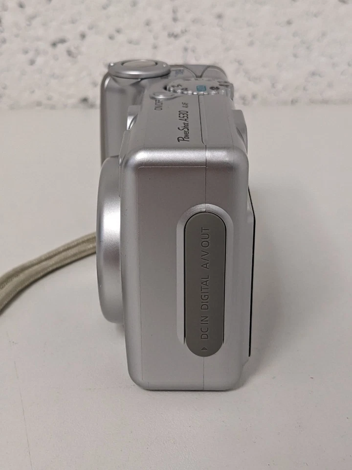 Canon PowerShot A530 Silver Digital Compact Camera - Image 3 of 4