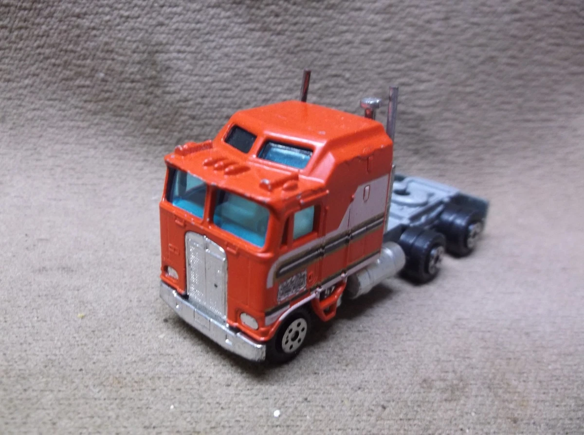 Yat Ming Diecast Tractor Trailers/Semis 1:64 Scale Cars, Trucks