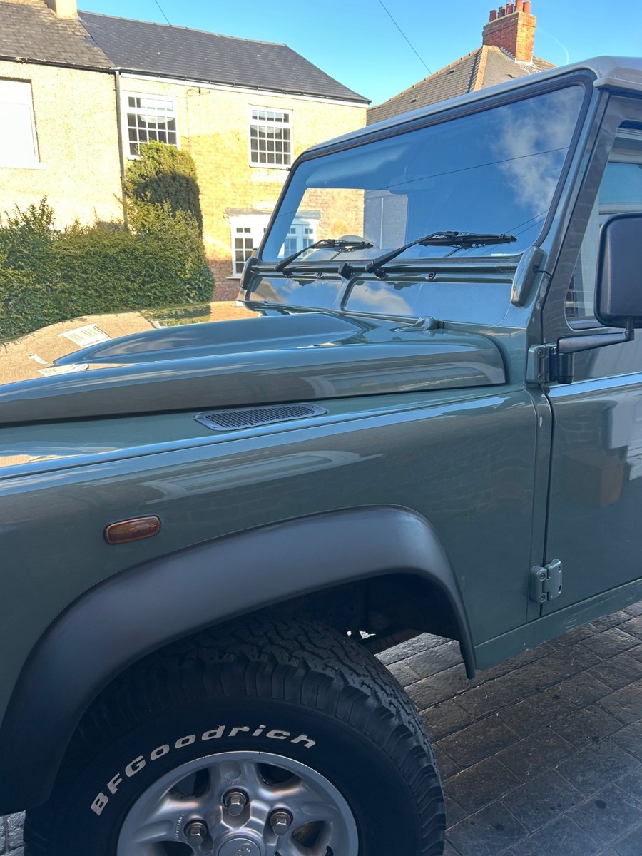 Land Rover defender 110 XS