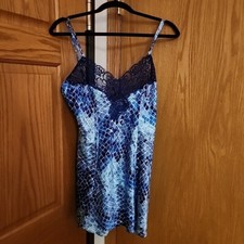 Victoria Secret Women Slip Dress Medium Lace Geometric Sultry Y2K