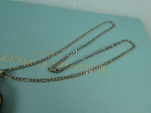 Beautiful Mother of Pearl/Wood Pendant on 925 Italian Silver Long Figaro Chain - Picture 3 of 5