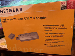 NETGEAR WG111T 108 Mbps Wireless Router USB 2.0 Adapter 