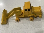 Vintage NO.69 TRACTOR SHOVEL - LESNEY MADE IN ENGLAND MATCHBOX