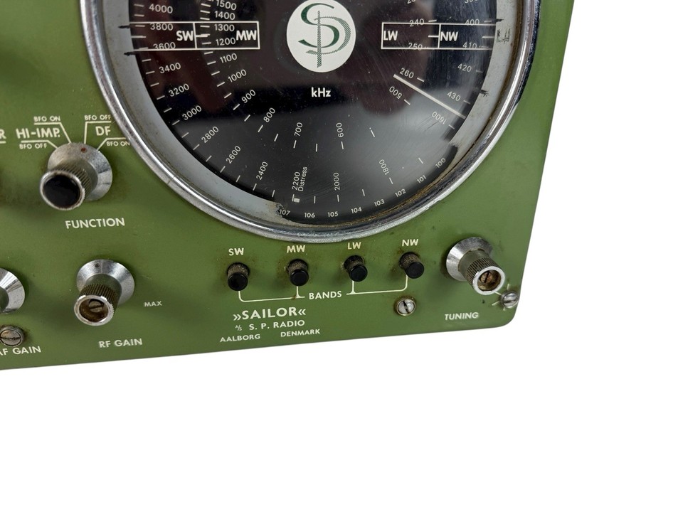 SP Radio A/S (Aalborg, Denmark) - Sailor Marine VHF RT144 - Catawiki
