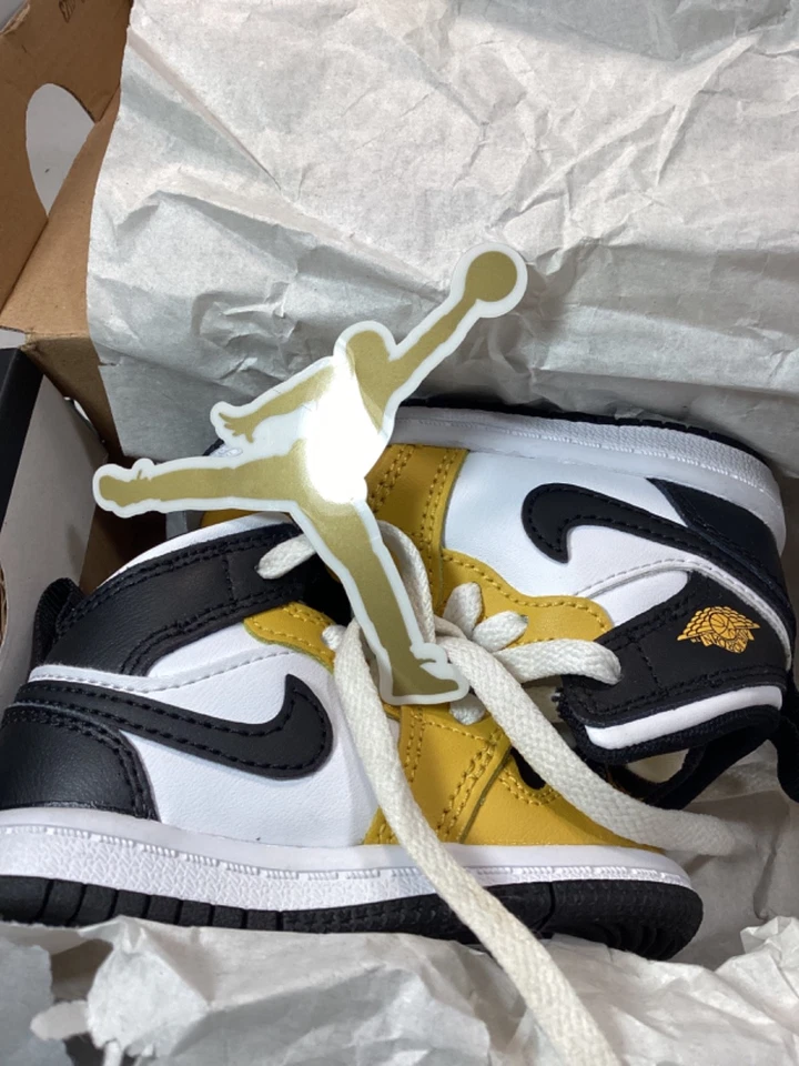 Nike Air Jordan 1 Mid Yellow Ochre Toddler Size 4C - Image 2 of 4