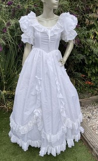 Vintage 1980s Princess Bo Peep Frilly Full Skirt Wedding Dress Diamantés XS