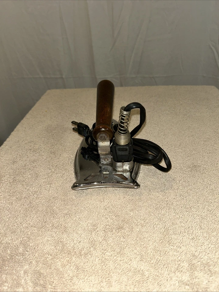 Plancha de viaje plegable Superstar con mango de madera Foto 4 de 4